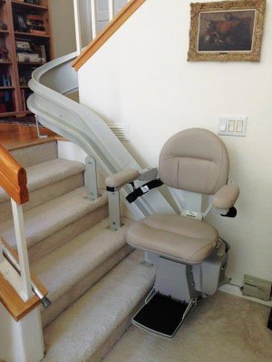 Elite Curved Stairlift