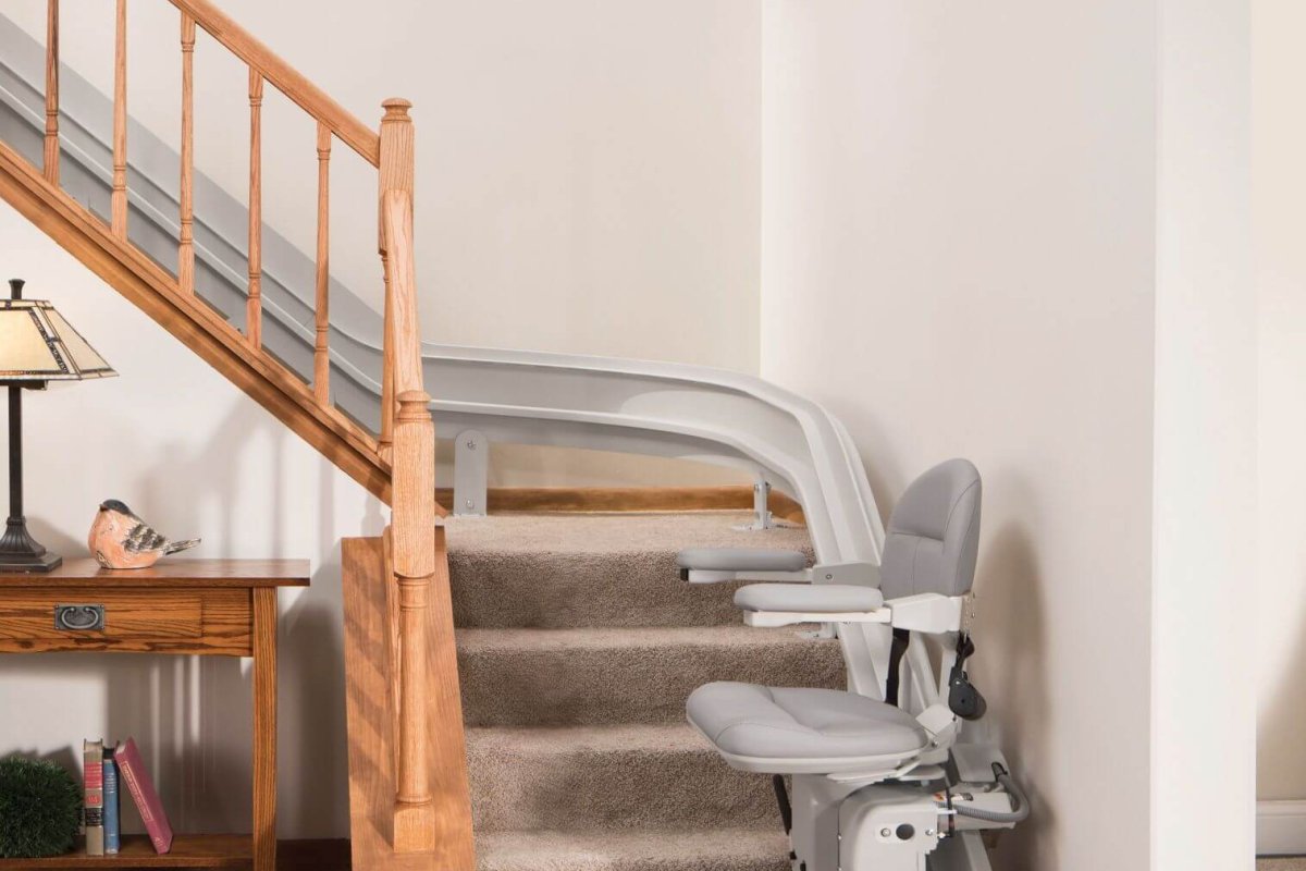 Elite Curved Stairlift